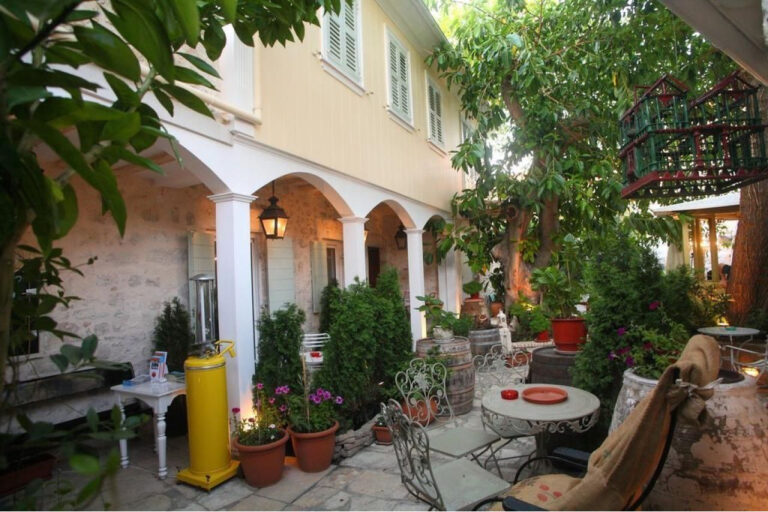 Agilios Hotel