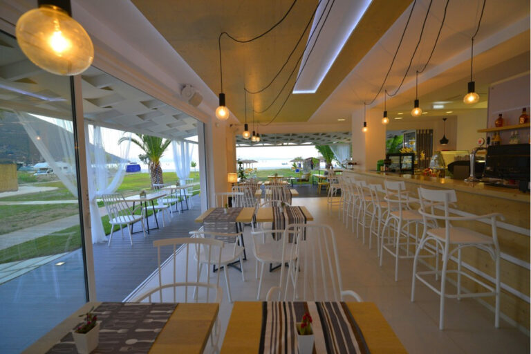 Apirion Hotel