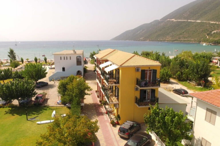 Bayside Hotel