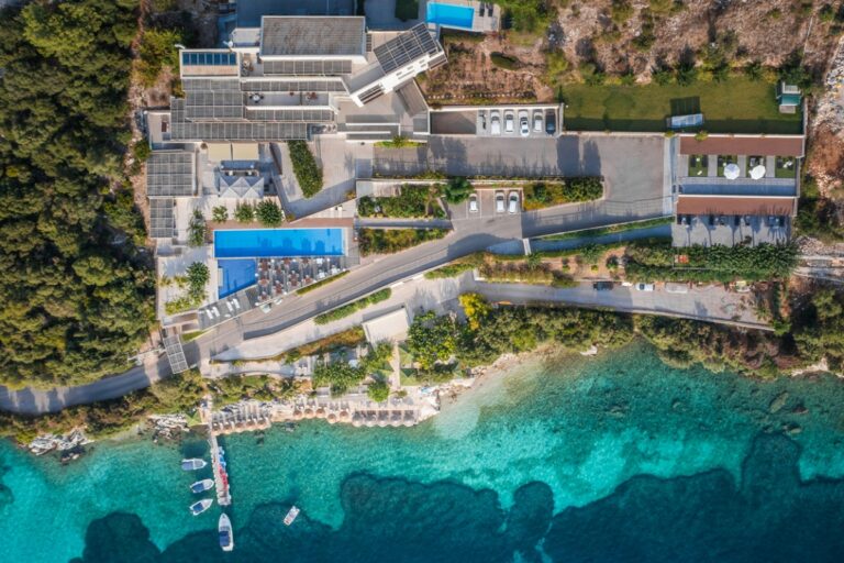 Nicolas Hotel