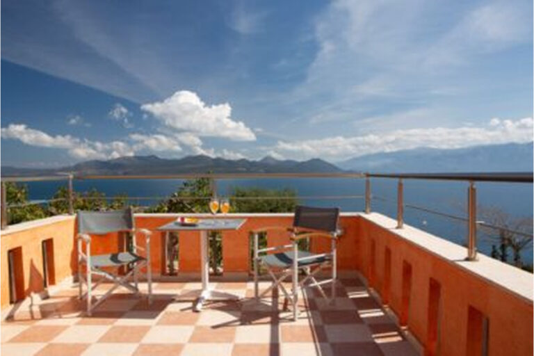 Red Boutique Hotel