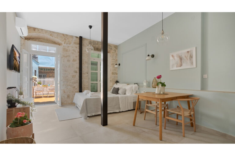 ‏‏Garden Apartment