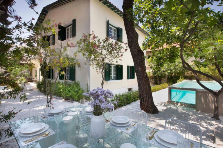 ‏‏Villa 20th century