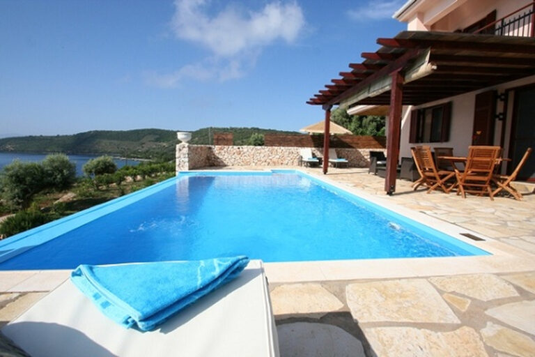 Villa Adam