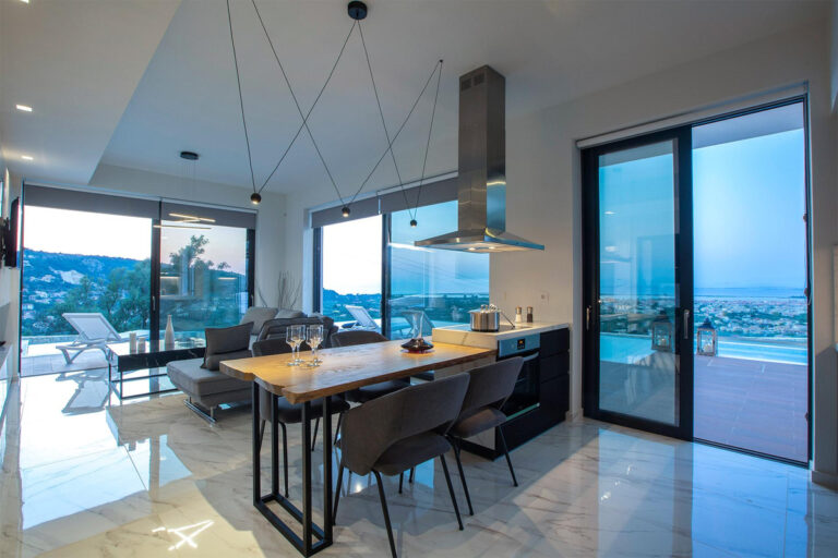 Villa Blue Quartz