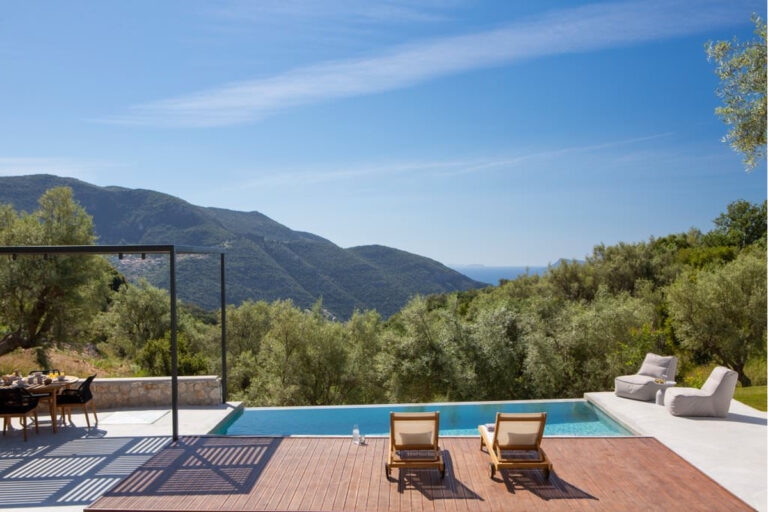 Villa Light Three