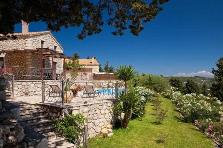 Villa The Stone