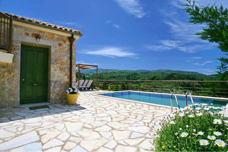 Villa Thomas M