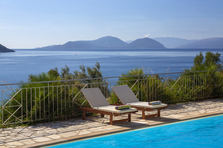 Villa West Wave