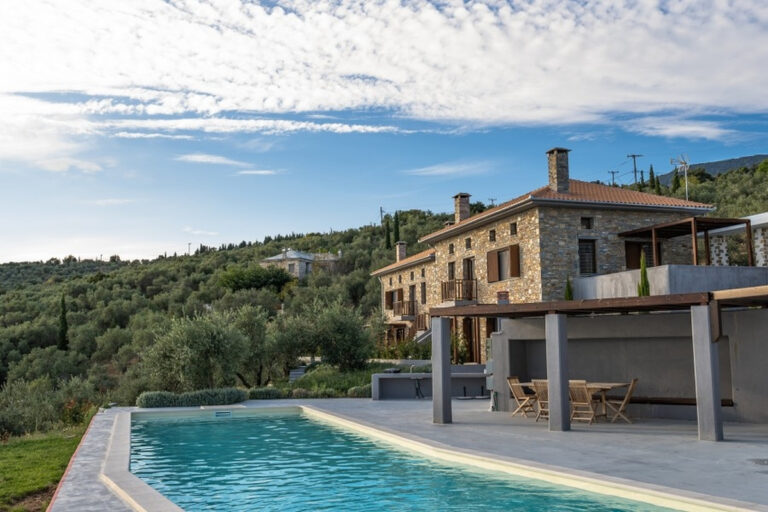 Villa Pinakates Two