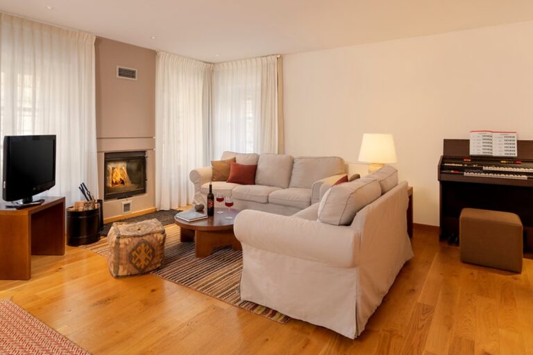 Villa Silver
